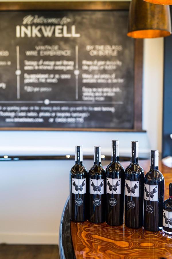 Hotel California Road At Inkwell Wines Mclaren Vale Eksteriør billede